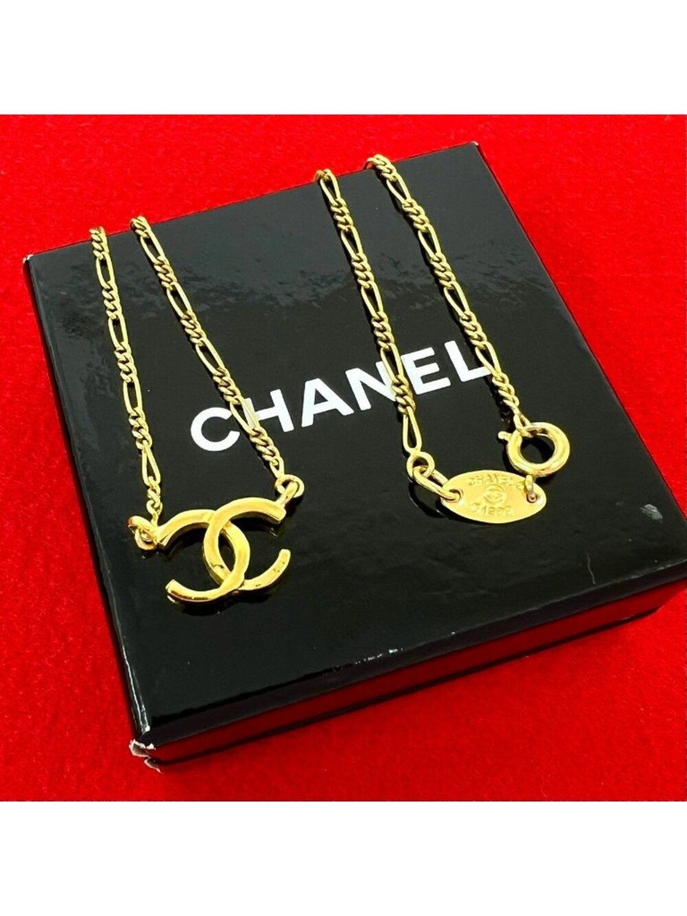 Chanel With Vintage CC Logo Motif Necklace Gold